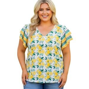 C&C California NEW Lemon Print Top Womens Size 1X V-Neck Tiered Sleeve Boho Tee